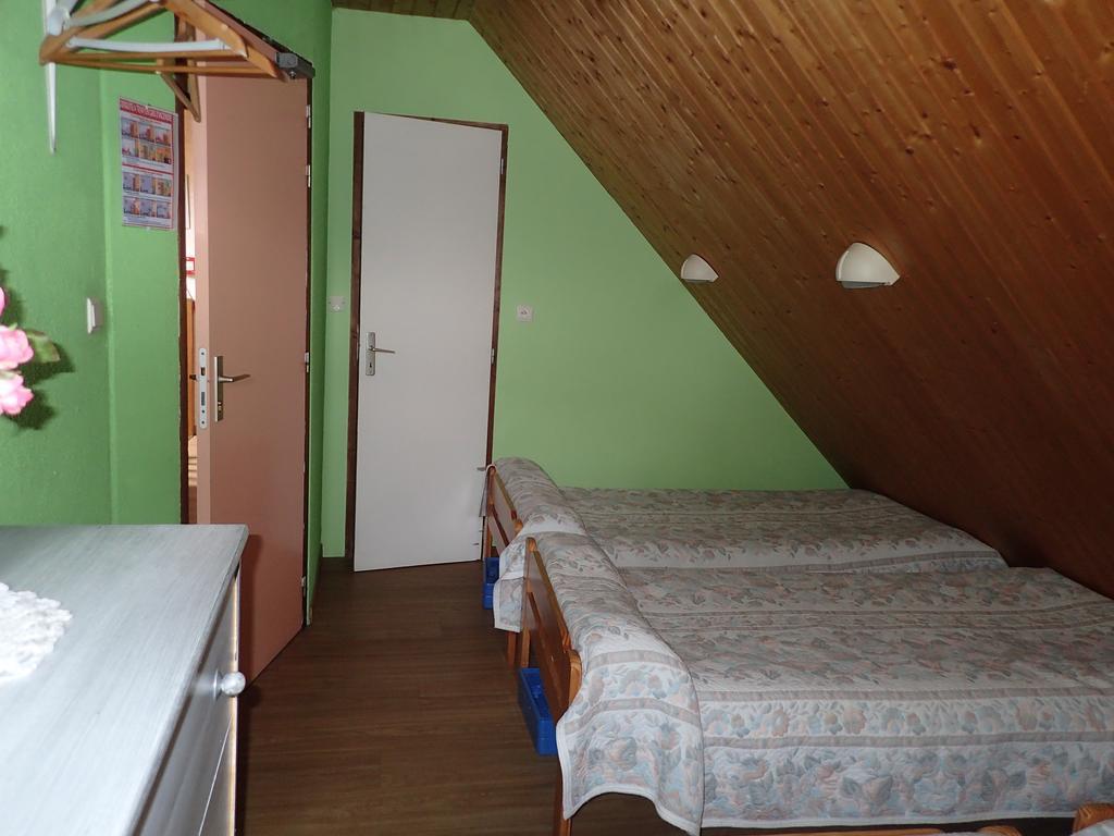 Gite Soum De L'Ase Grust Esterno foto